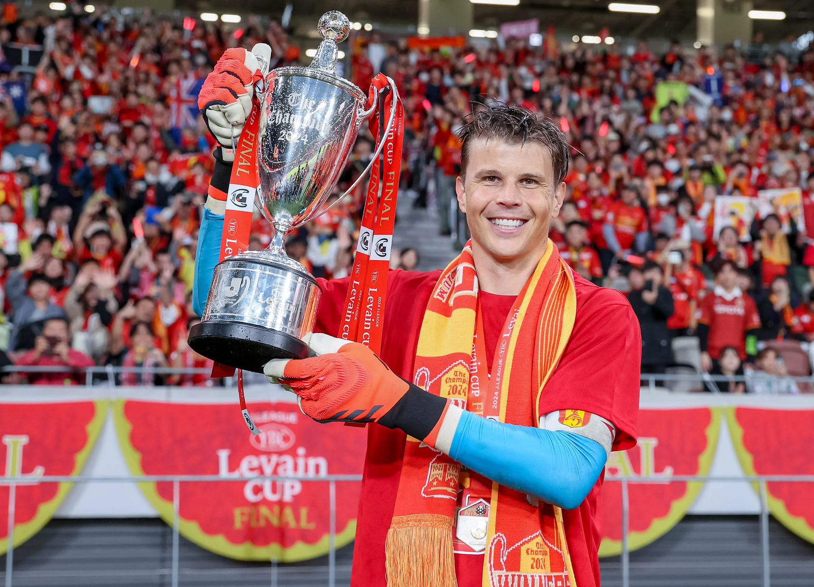 Ex-Nagoya Grampus, Mitchell Langerak anuncia aposentadoria dos gramados e inicia nova fase como treinador