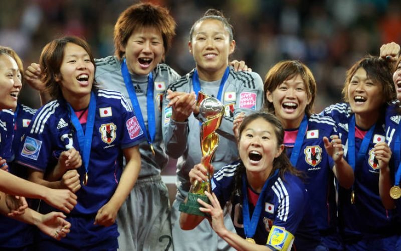 FRANKFURT AM MAIN, GERMANY - JULY 17:  Homara Sawa of Japan lifts the trophy after the FIFA Women's World Cup Final match between Japan and USA at the FIFA World Cup stadium Frankfurt on July 17, 2011 in Frankfurt am Main, Germany.  (Photo by Joern Pollex/Getty Images)